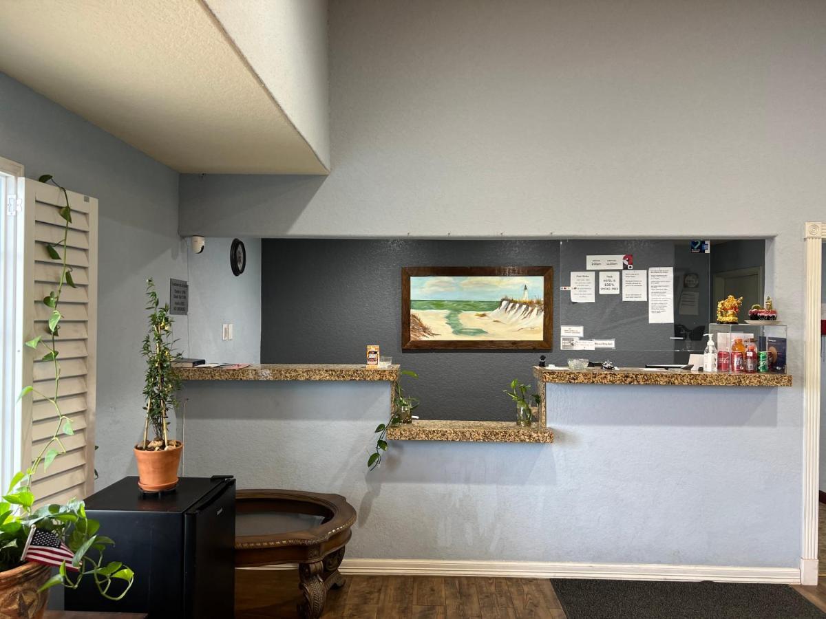Hotel Bien Venido Pearsall Εξωτερικό φωτογραφία