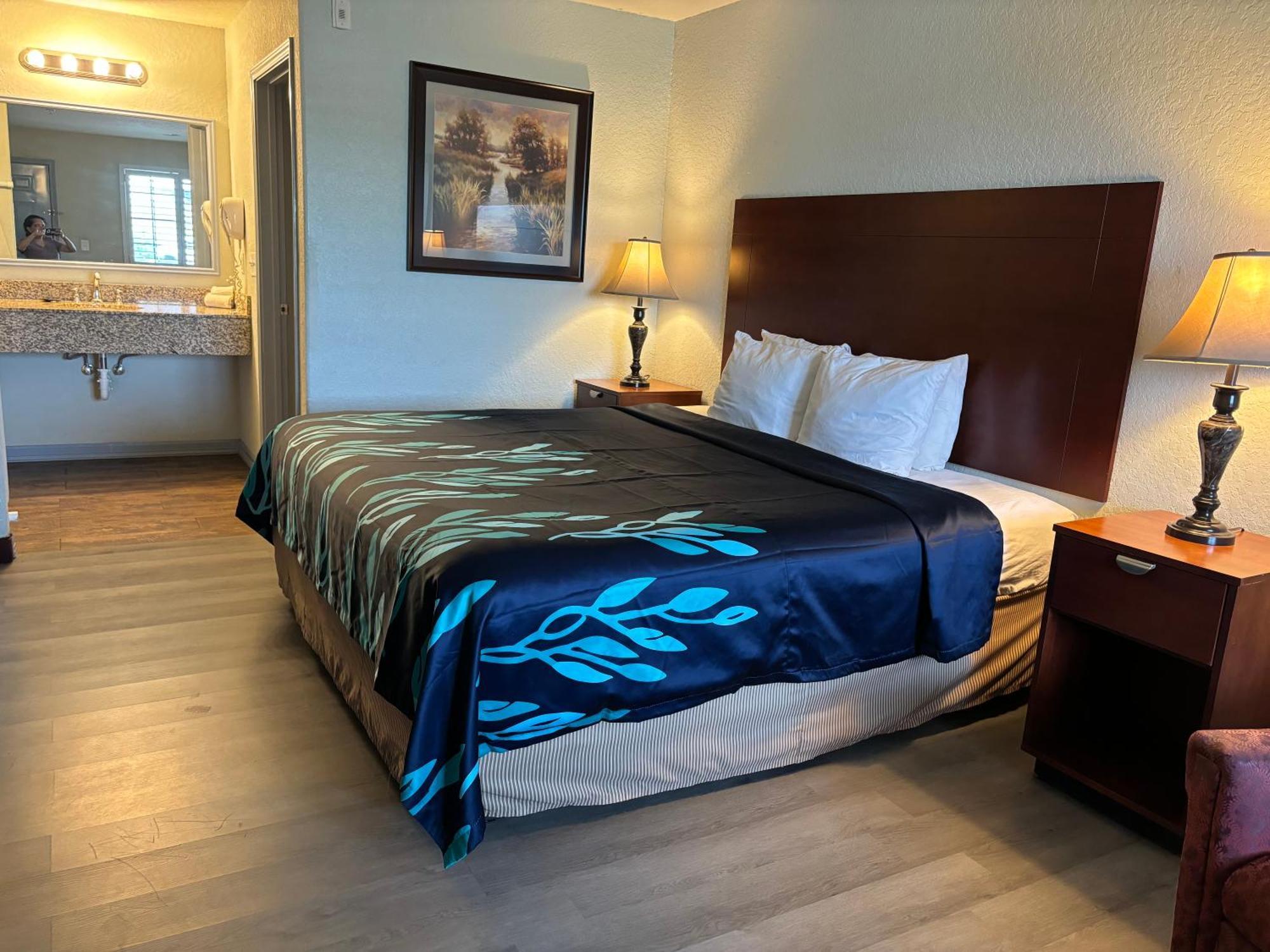Hotel Bien Venido Pearsall Εξωτερικό φωτογραφία